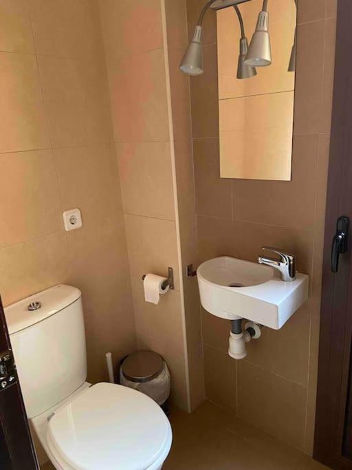 Atico Santa Lucia Terraza Y Parking Gratuitos Apartment Alcalá de Guadaira Екстериор снимка